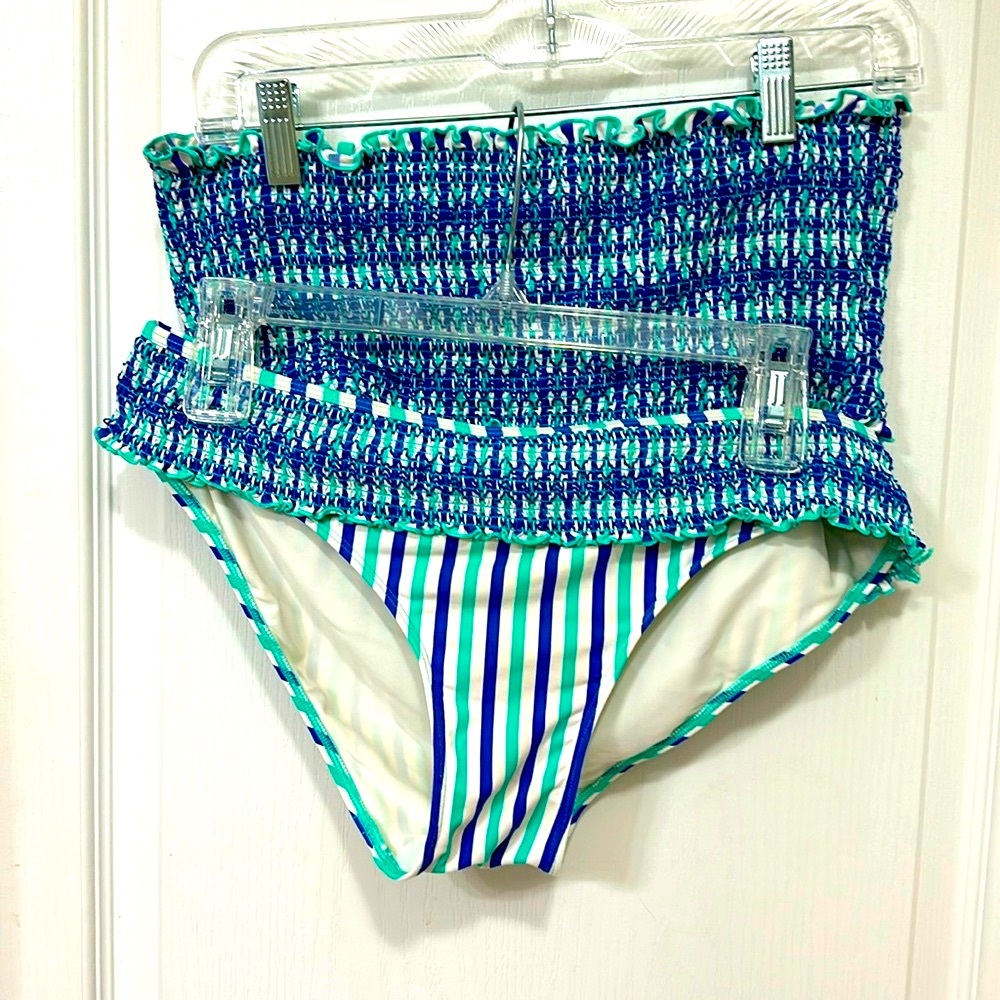 Vineyard Vines Women’s XL 2 Piece Bikini 👙 GUC